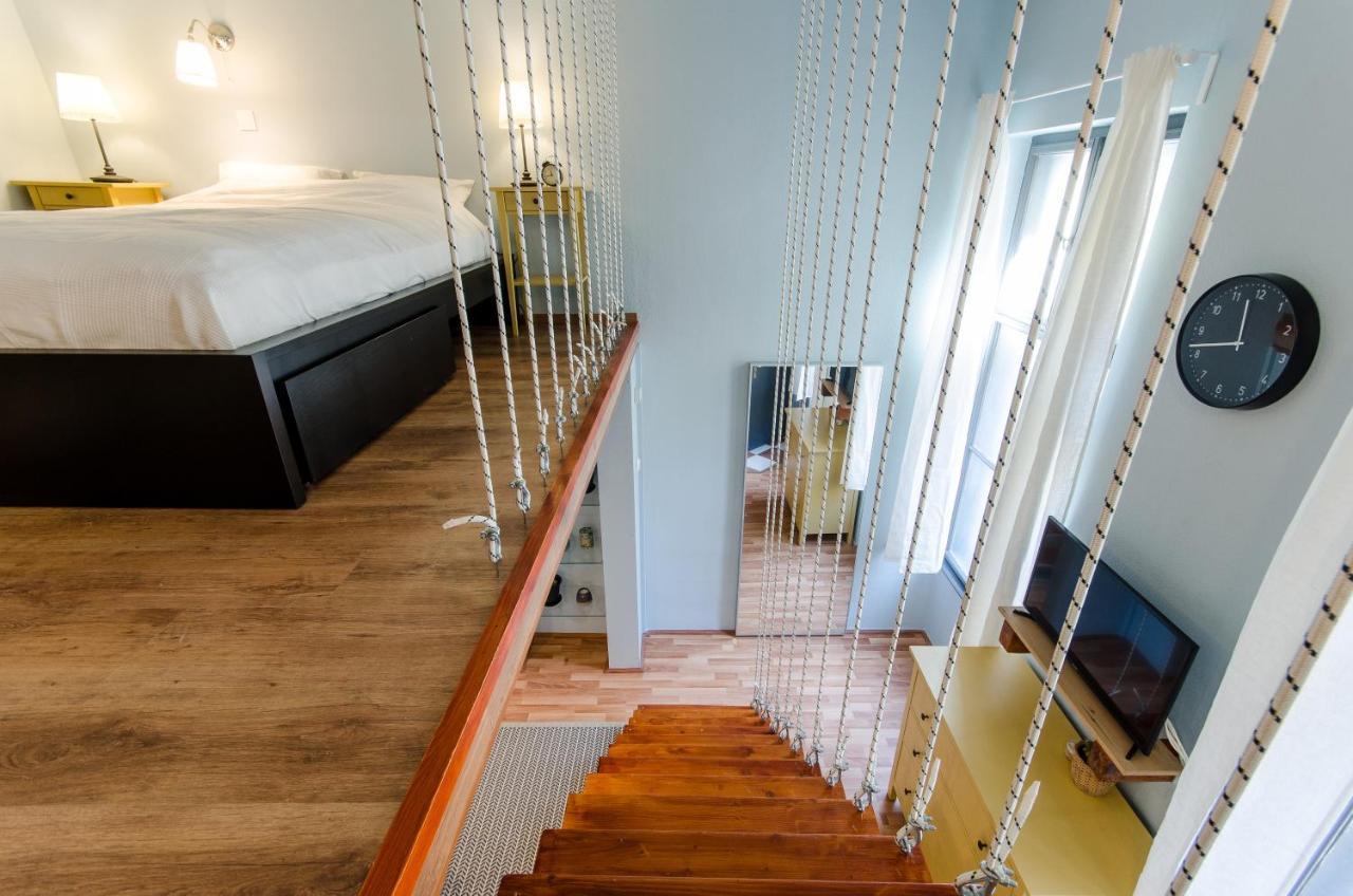 בודפשט Paulay'S Studio Apartment In The City Center. מראה חיצוני תמונה